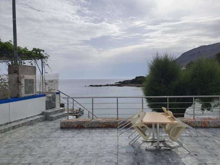 Апартаменти Edem House Finikas Лутро Екстер'єр фото